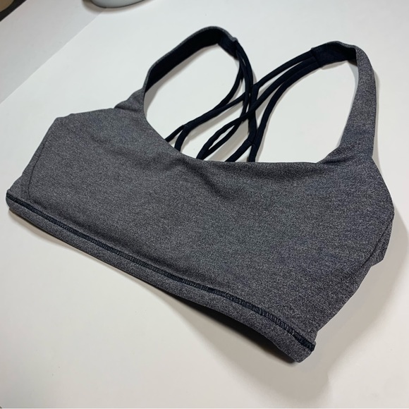 Size 4 Lululemon grey strappy back sports bra - Picture 2 of 14
